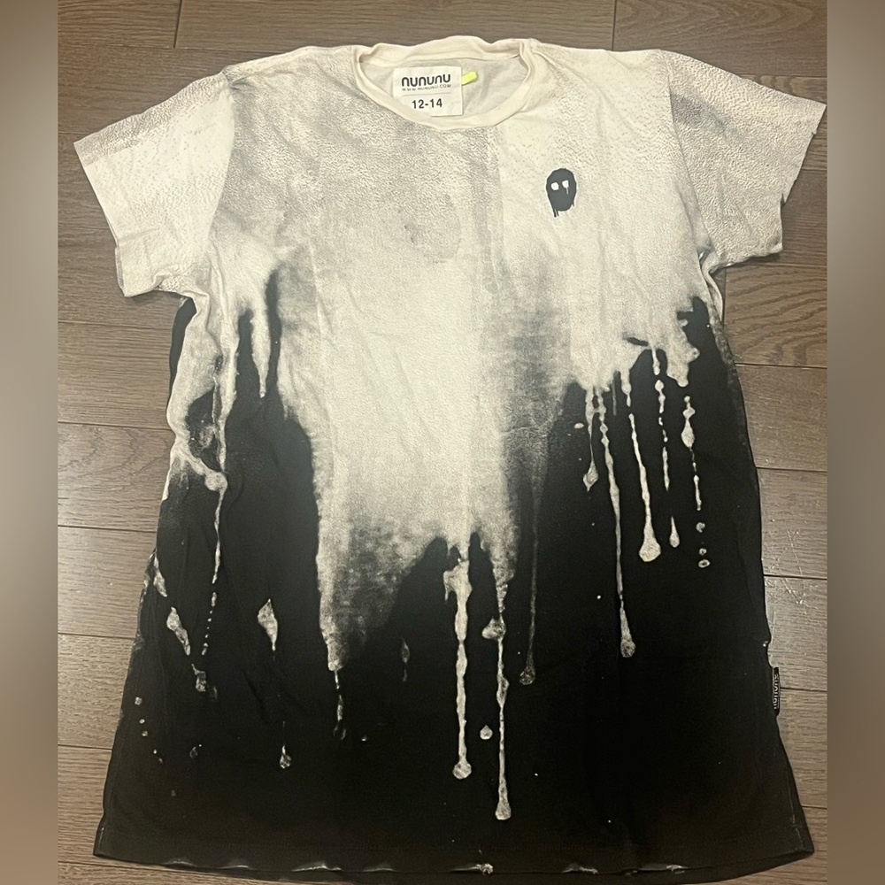 Nununu Monochrome Drip Short Sleeve Tee